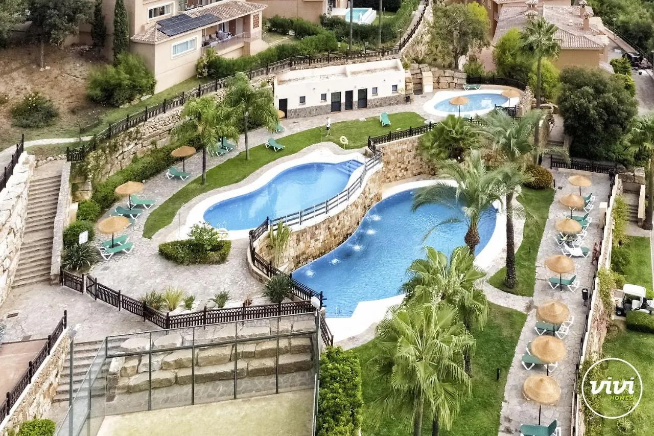 Vivi Homes - Valery Pool, Terrace & Padel Ojen
